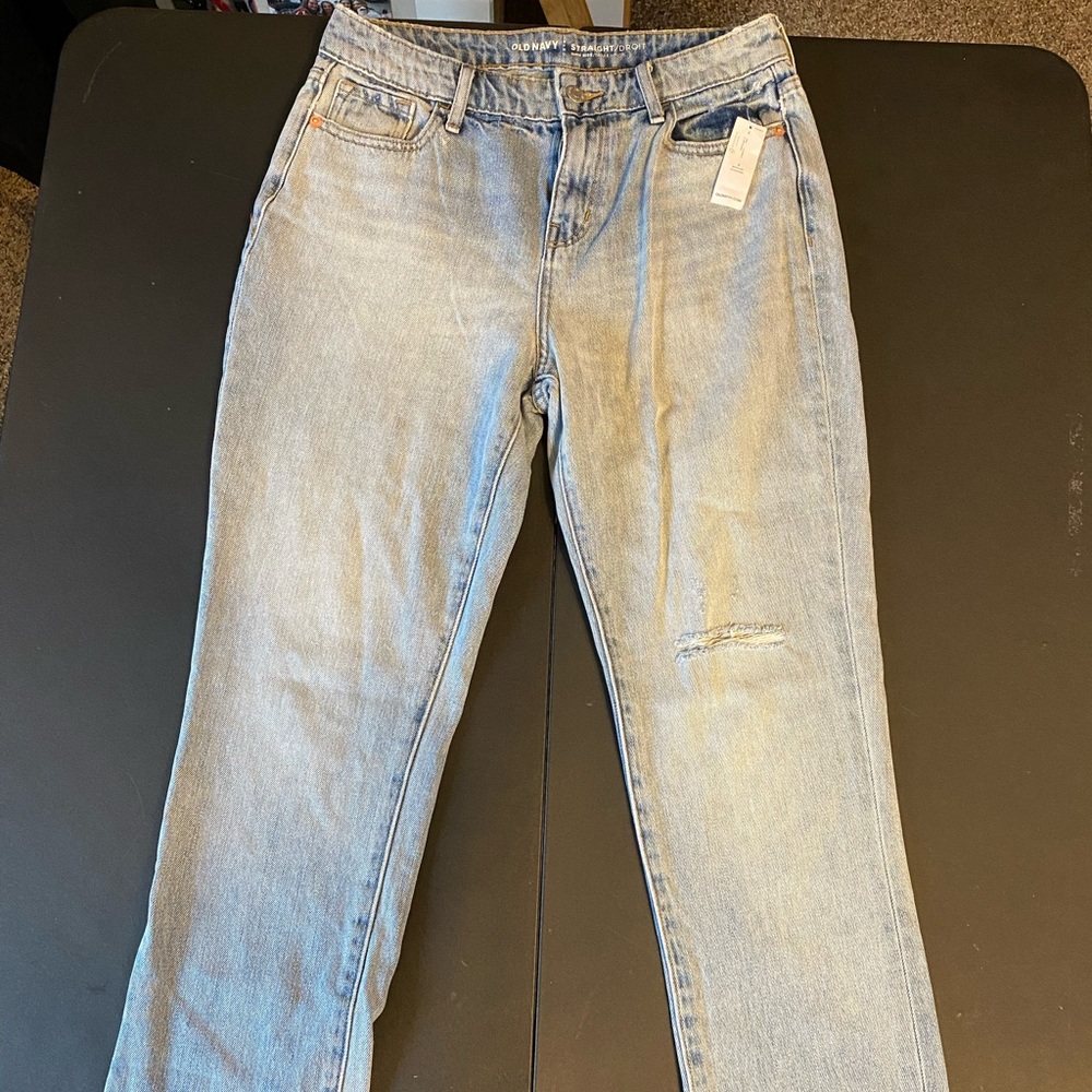NWT Old Navy High Rise Straight Leg Jeans. Size 2
